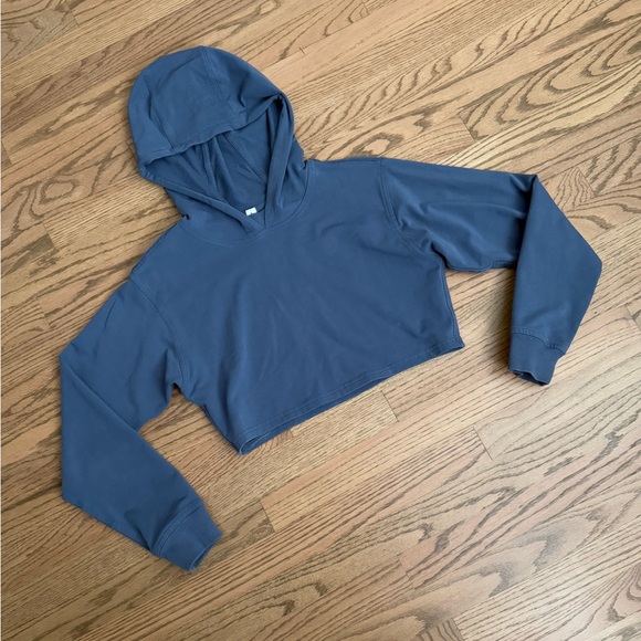LULULEMON All Yours Cropped Hoodie - Picture 5 of 10
